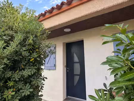 villa 4 pièces plain-pied avec garage et piscine