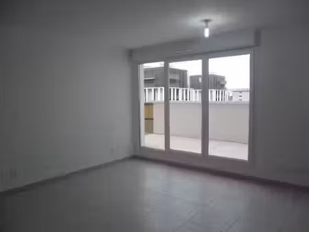 location appartement 2 pièces 46.67 m² à lyon 7ème (69007)  906 €