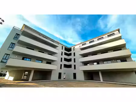 location appartement 3 pièces 100 m² à porto-vecchio (20137)  1 150 €