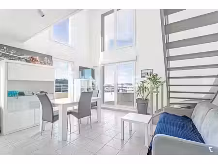 location meublée appartement 2 pièces 51.07 m² à marseille 3ème (13003)  1 100 €