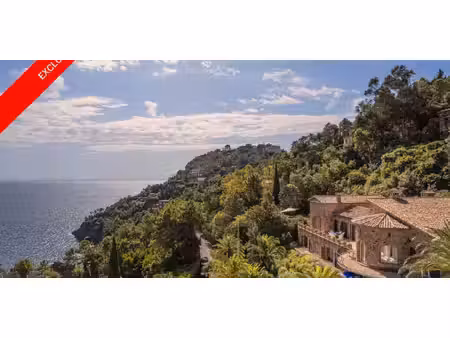 villa avec piscine et jardin theoule-sur-mer (06)
