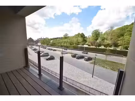 bel appartement centre rhode saint genèse avec terrasse