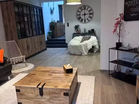 maison 3 ch. avec beaux volumes et agréable extérieur
