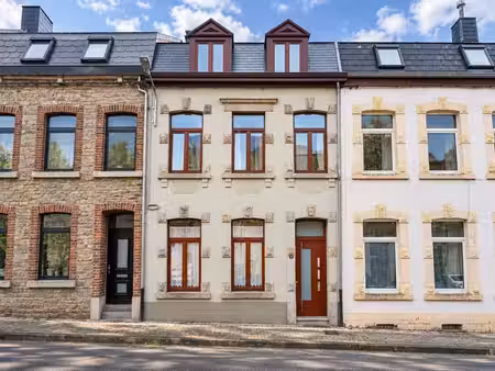 appartement 1 chambre en centre-ville de saint-hubert