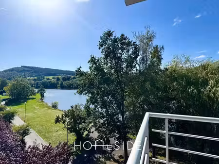 penthouse avec vue sur le lac de vielsalm