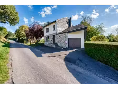 agréable maison 4 façades avec 3 chambres et garage
