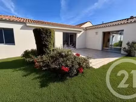 vente maison à la roche-sur-yon (85000) : à vendre / 115m² la roche-sur-yon