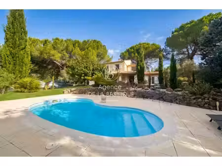 maison de luxe à vendre dans le quartier haut sud