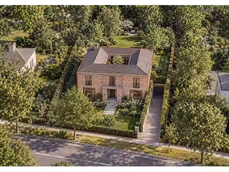 terrain à bâtir de 2000 m² pour une propriété d'exception!