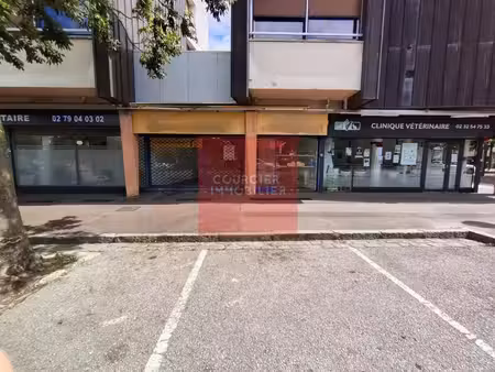 vente commerce 141m²