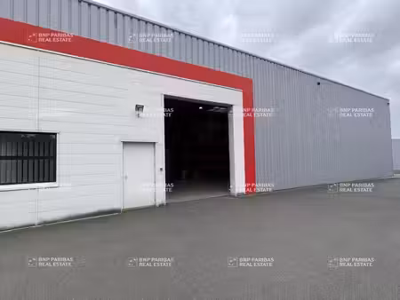 location local d’activités thorigné-fouillard 35235 877m²