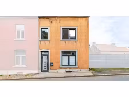 maison à vendre à ombret pour € 220.000 avec 2 chambres à coucher