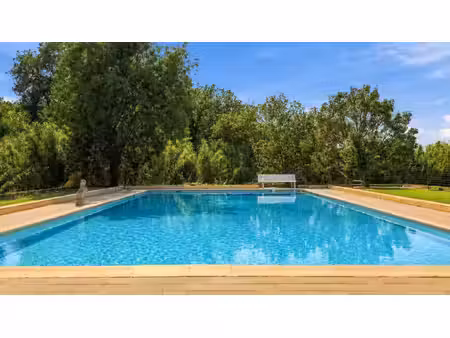 grande propriété avec piscine au coeur de la nature