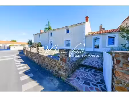 maison familiale rénovée - 222 m² - 6 chambres