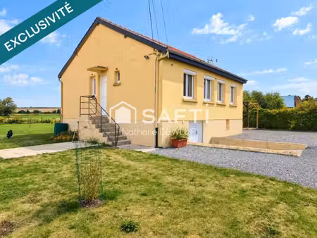 a proximite immediate de marle pavillon 3 chambres confort pl pied s/sol complet sur jardi