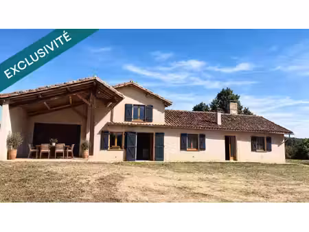 maison de 136m2 avec cachet sur grand terrain