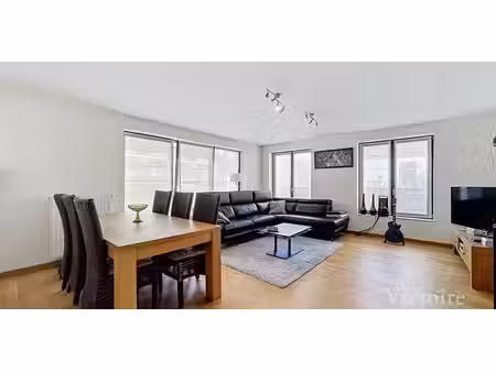 appartement à louer à forest pour € 1.595 avec 2 chambres à coucher