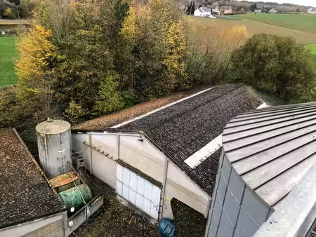 entrepôt 800 m² au centre de dion le mont (chaumont-gistoux)