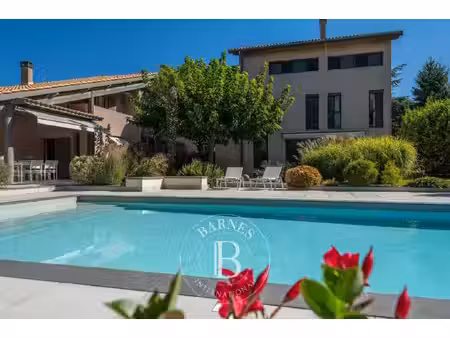 maison de luxe à vendre à charly