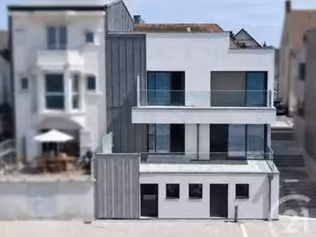 vente maison à agon-coutainville (50230) : à vendre / 292m² agon-coutainville
