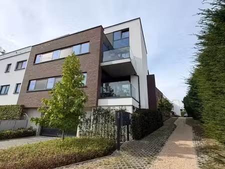appartement avec deux chambres et grande terrasse