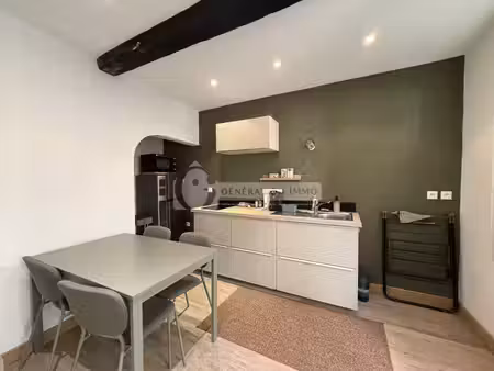 maison rénovée et meublée arles la roquette