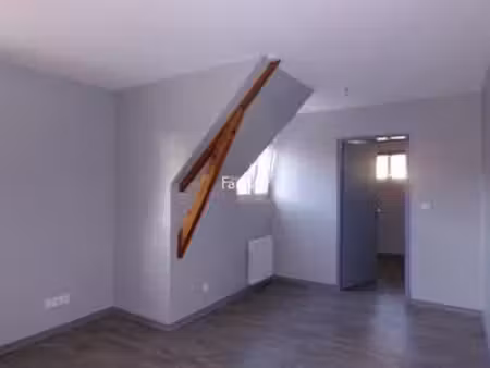 location appartement 2 pièces à la haye (50250) : à louer 2 pièces / 36m² la haye