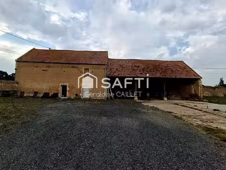 bâtiment de caractère en pierre aux portes de caen