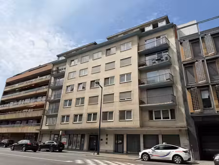 appartement 2 chambres avec terrasse au cœur de jambes !