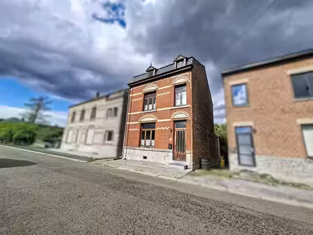 charmante maison 4 façades à rénover avec jardin à warnant