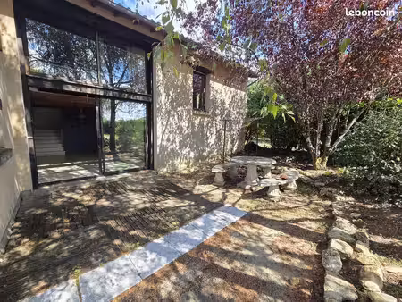 maison 7 pièces 179 m²