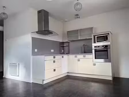 location appartement 2 pièces 31.5 m² à pouilley-les-vignes (25115)  600 €