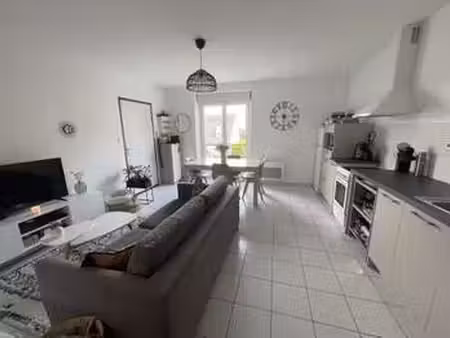 location appartement 3 pièces à bécherel (35190) : à louer 3 pièces / 66m² bécherel