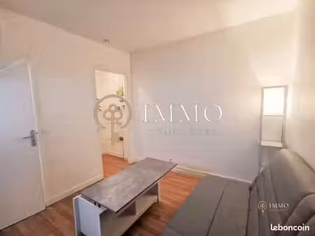 appartement 1 pièce 12 m²