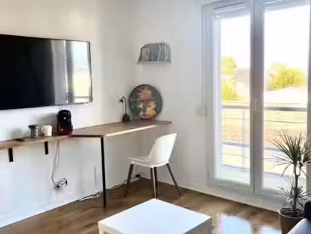 location appartement 1 pièce à talence (33400)  650 €