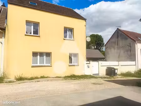 maison 5 pièces 95 m²