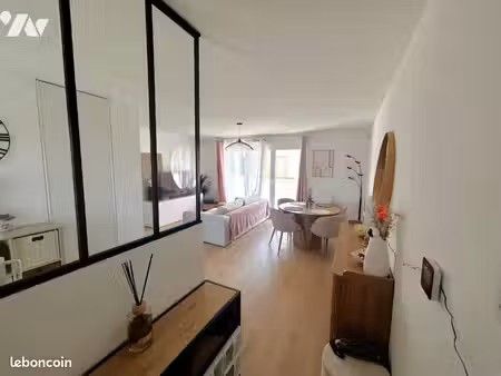 appartement 3 pièces 60 m²