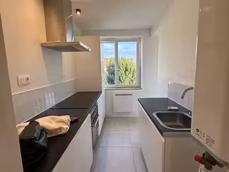 t3 60m² refait à neuf – douai (abbaye des prés) – 10 min gare à pied