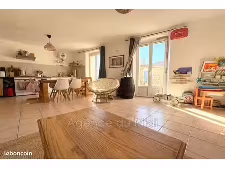 location appartement t3 leucate village