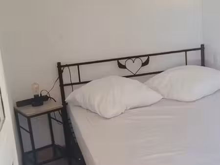 à l'année  bord de mer