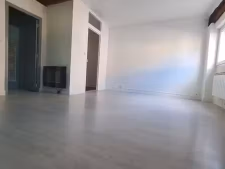 appartement 2 pièces 45m² proche centre ville
