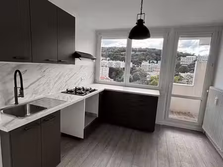 appartement 4 pièces 77 m²
