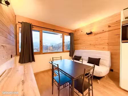 studio 1 pièce 19 m²