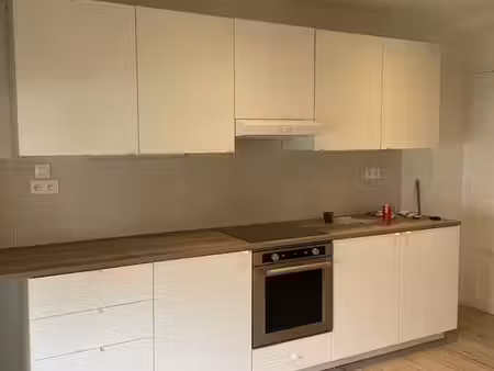 apparemment t3 dans un maison