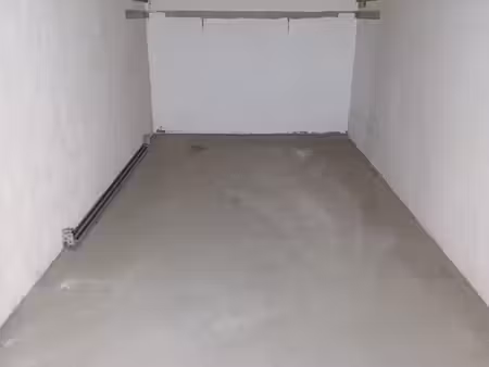 garage à louer à l'année