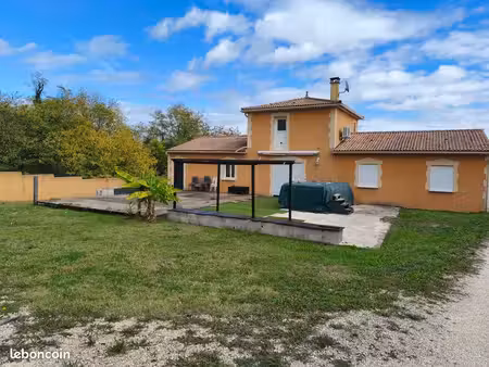 villa meublée 180 m² (3 ch + suite parentale) – dpe c – impasse calme – terrain 1000 m2