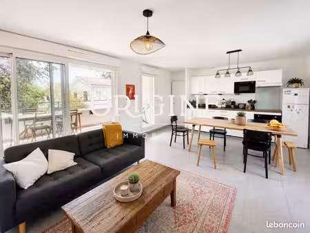 appartement 3 pièces 65 m²