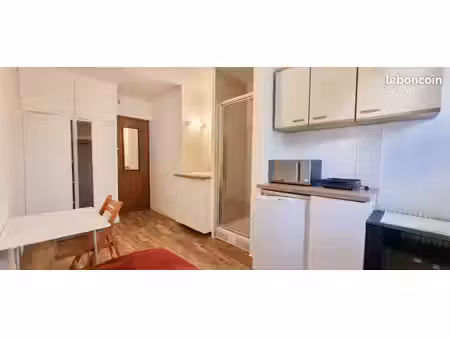 appartement 1 pièce 11 m²