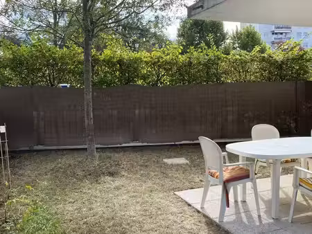 studio 1 pièce 29 m²