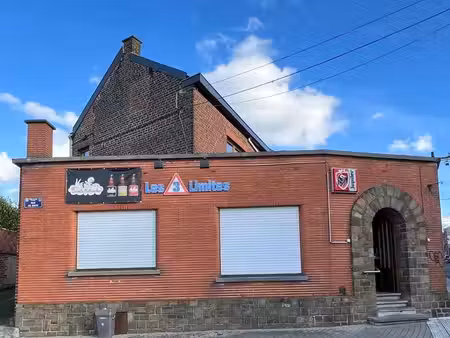 immeuble mixte idéalement situé